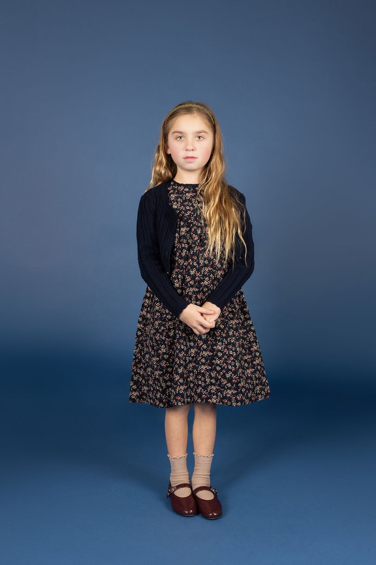 Robe florale brossée – Marine