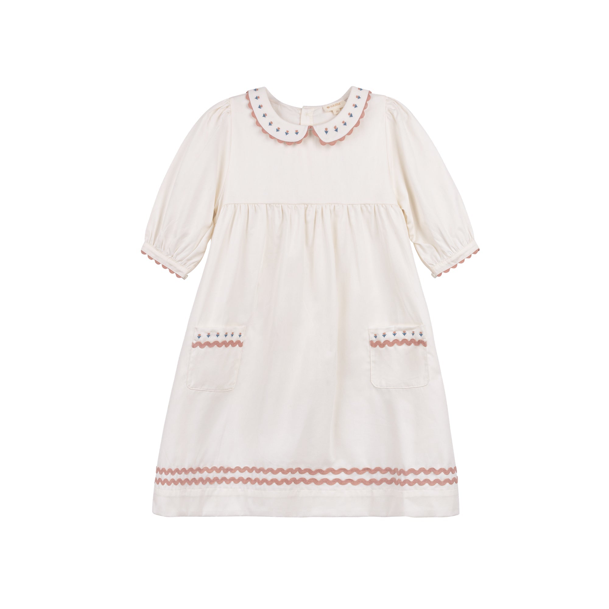 Robe à col tulipe et manches trois-quarts