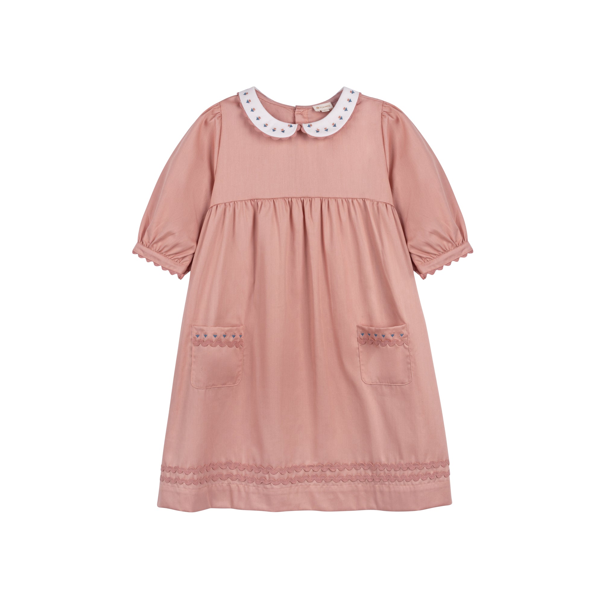 Robe à col tulipe et manches trois-quarts