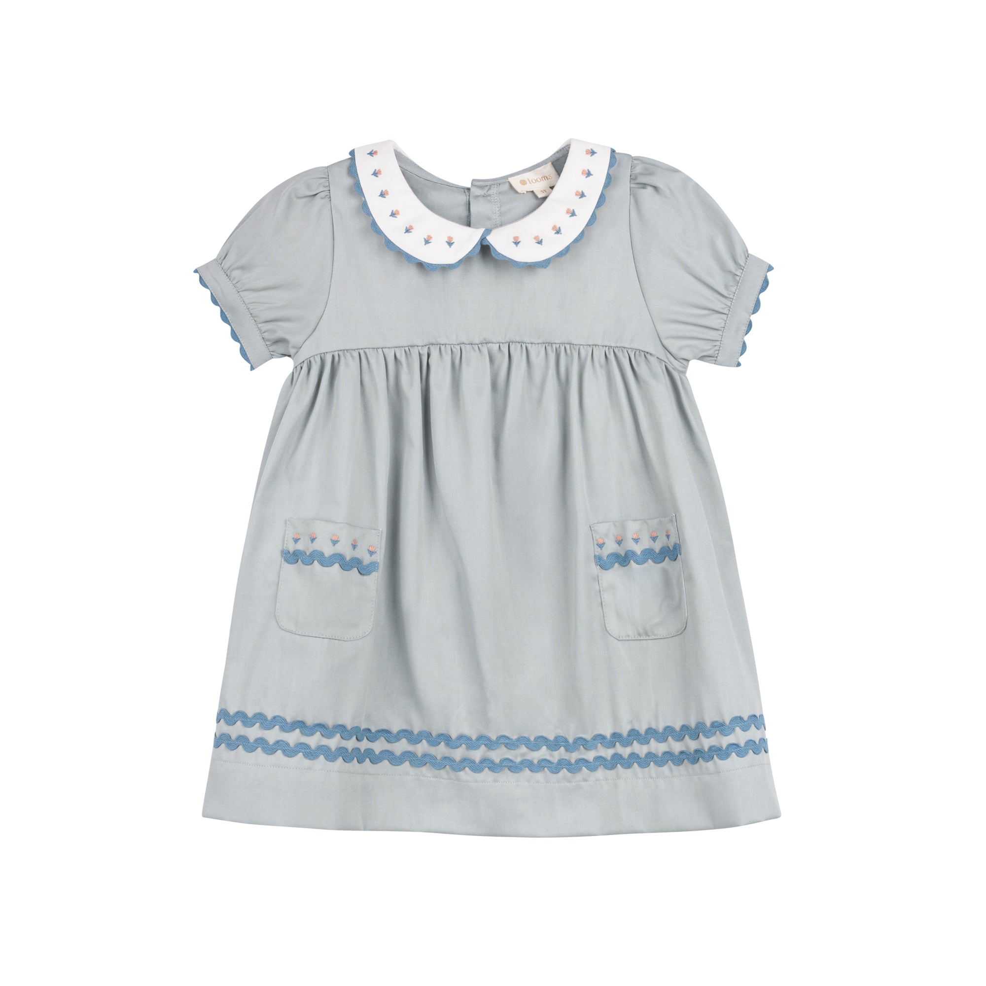 Robe à manches courtes à col tulipe