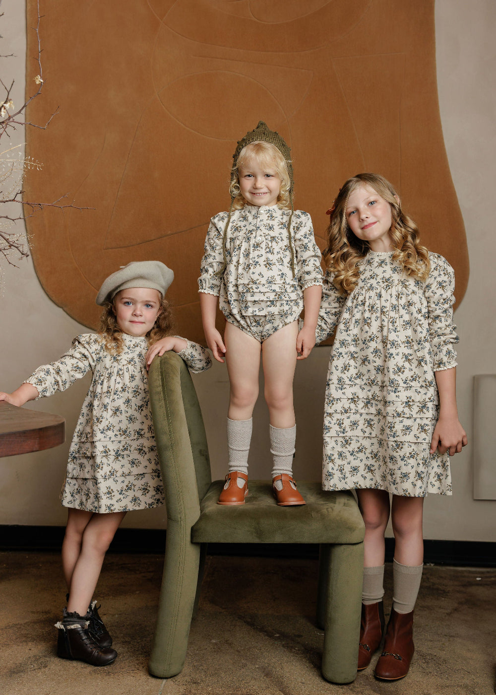Robe Florale Brossée – Ivoire