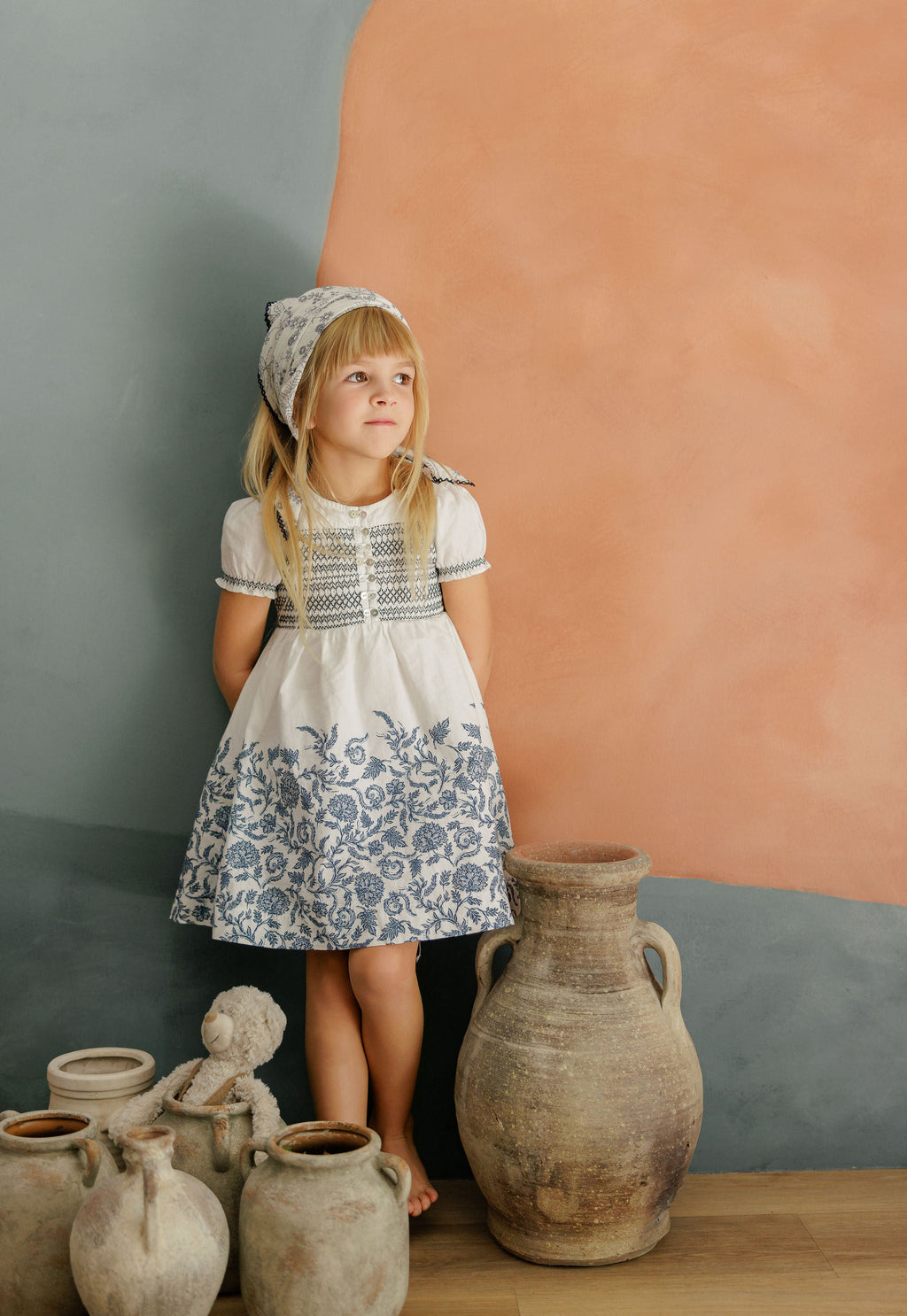 Robe Courte Smockée à Manches Courtes Florale Fille – Ivoire/Bleu
