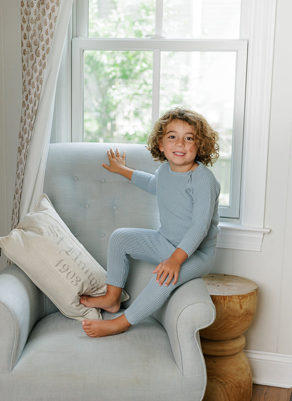 Ensemble tricoté pour tout-petit à motif mousse