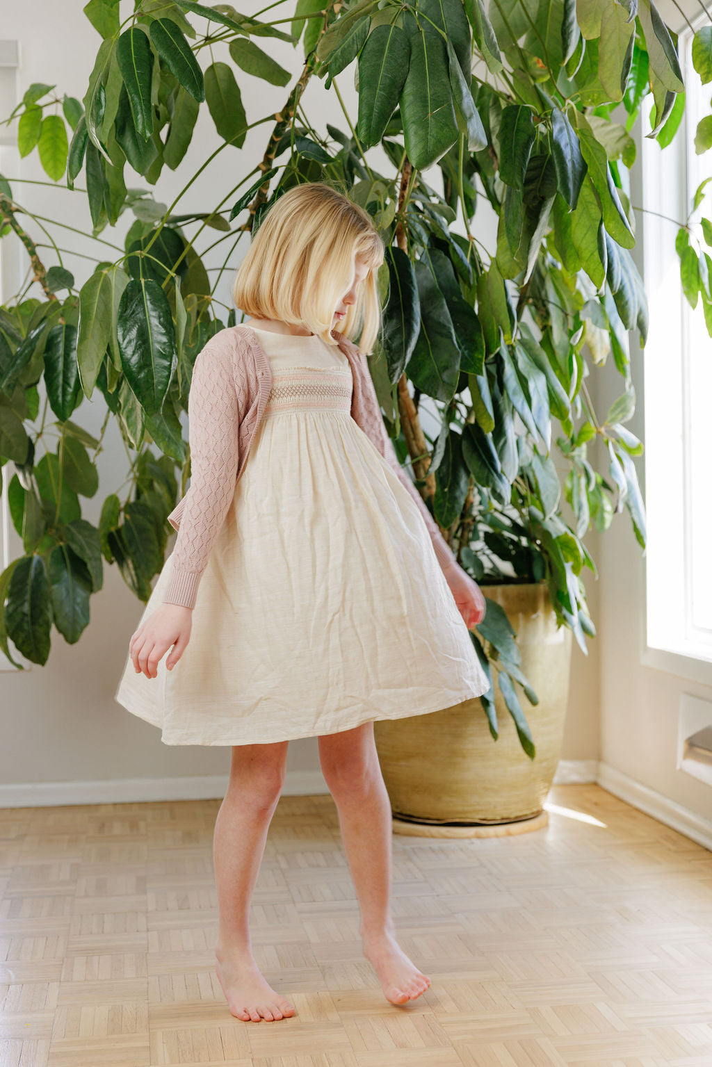 Robe en lin smockée à manches 3/4